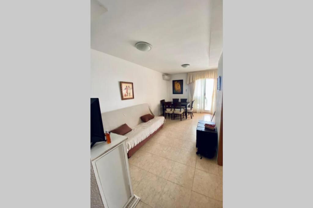 オロペサ・デル・マールExcepcional Apartamento Frontal, 1A Linea De Playa, Marinadorアパートメント エクステリア 写真